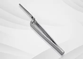 tweezers-707455-1767765146